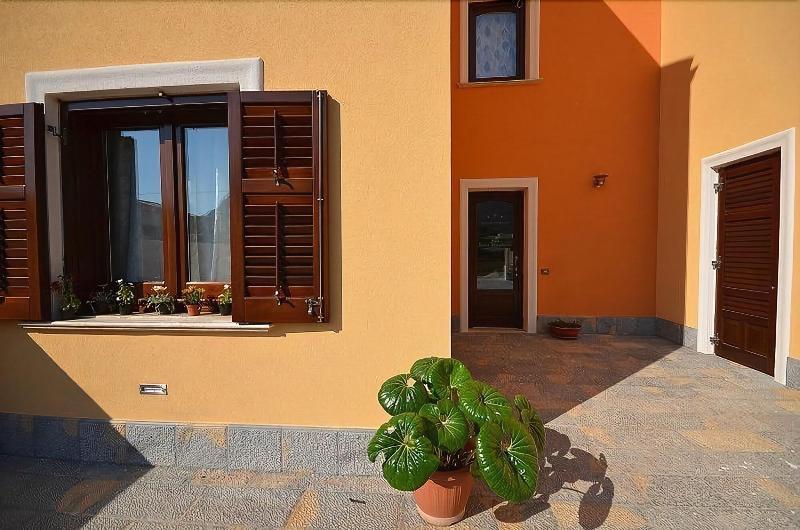 Baia Santa Margherita B&B Castelluzzo Exterior photo