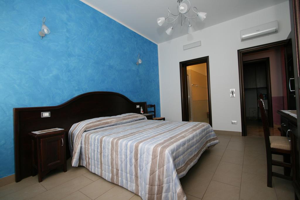 Baia Santa Margherita B&B Castelluzzo Room photo