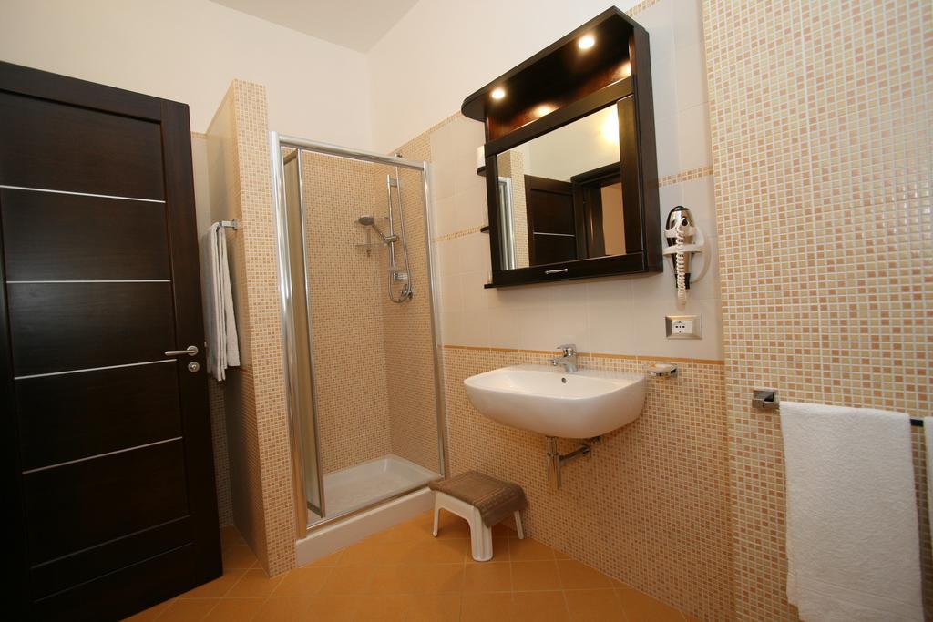 Baia Santa Margherita B&B Castelluzzo Room photo